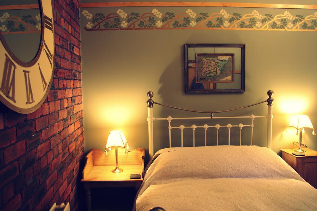 Crown House Suites Halifax Quarto foto