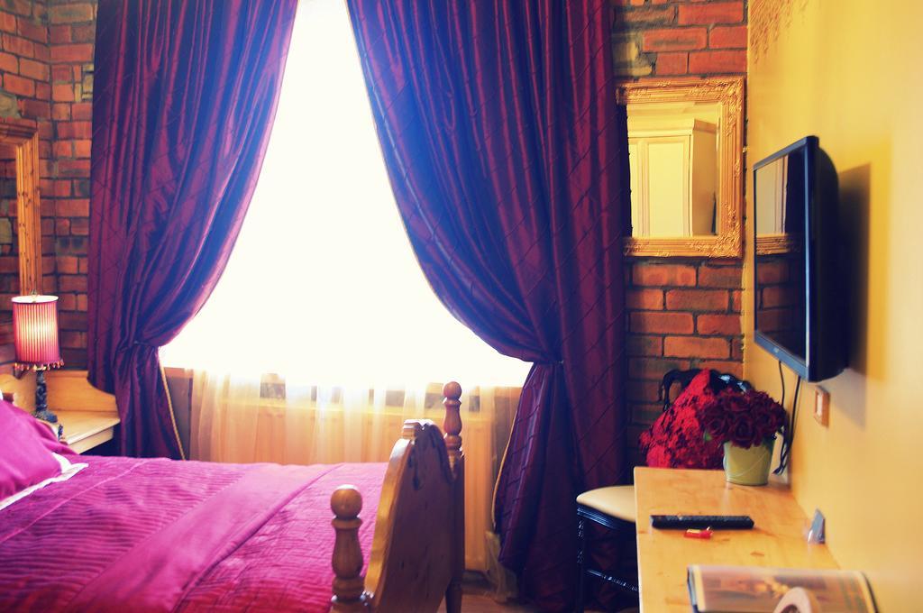 Crown House Suites Halifax Quarto foto